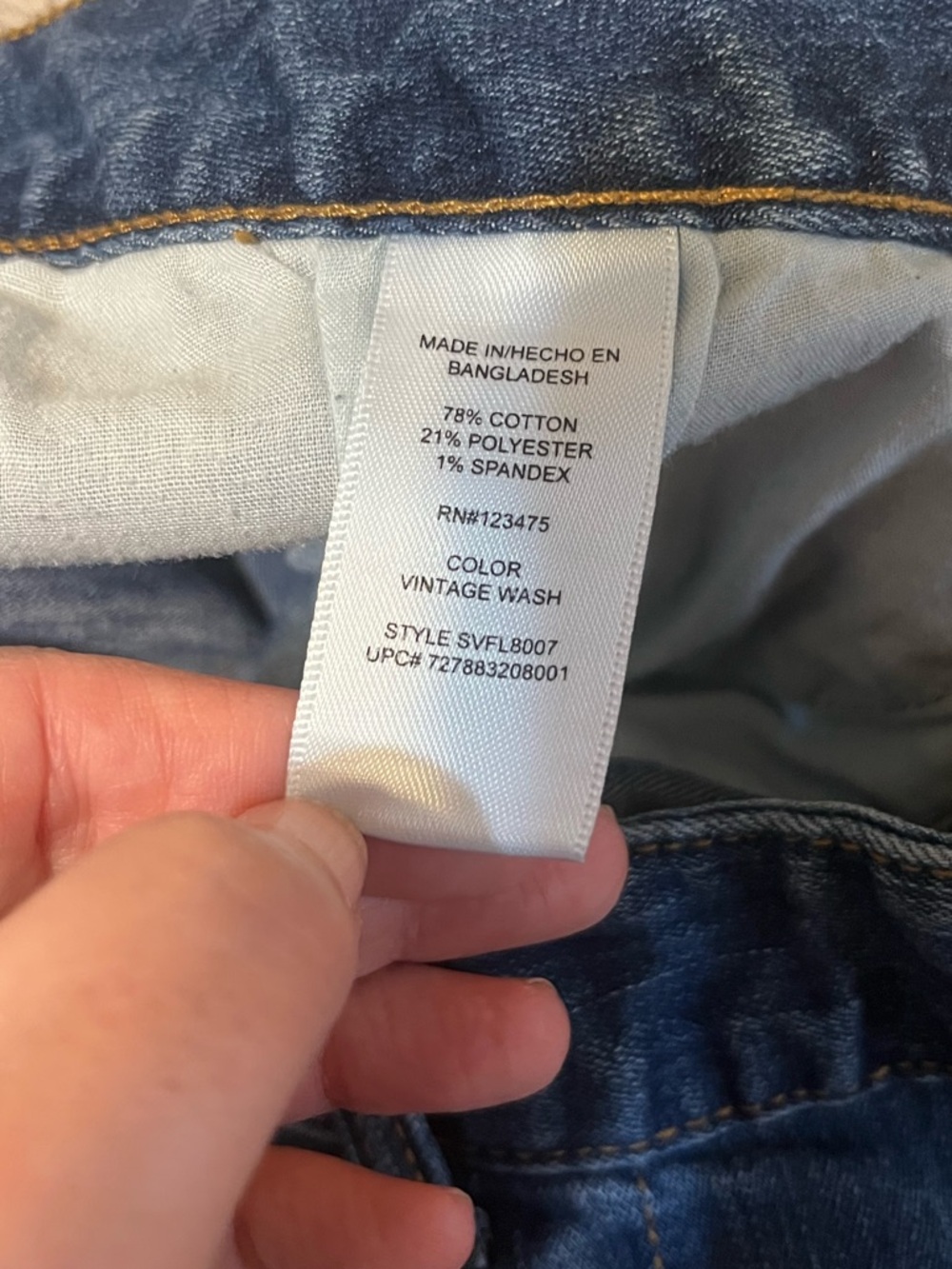 Sofia dark vintage wash flare jeans. 5 pocket design. Like new. Size 18. - Picture 7 of 7